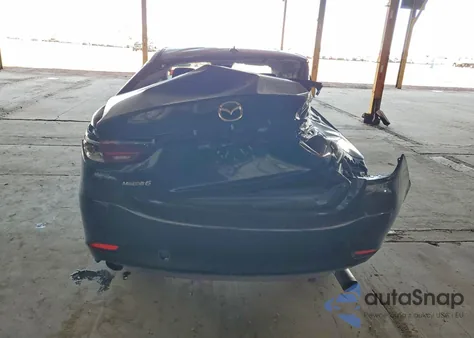 2018 Mazda 6 Grand Touring z USA, uszkodzony, nr VIN JM1GL1TY0J1334182